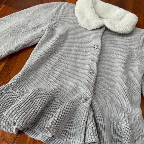 Girls sweater 4T (sparkly) - Picture 2 of 4